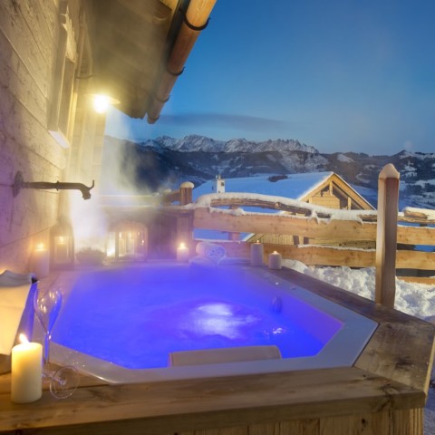 BERGHERZ Outdoor-Whirlpool