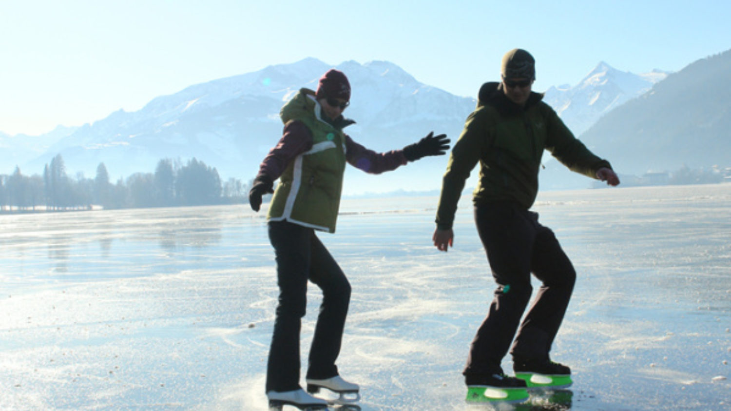 Eislaufen in Sankt Johann i. Pg. in Österreich