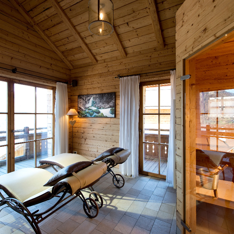 Chalets an der Piste mit Sauna und Whirlpool