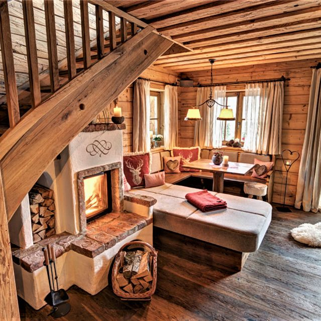 Flittertage im Luxus Chalet mit Kamin in Österreich