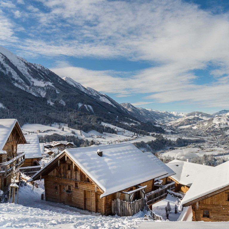 Dein Winter - Your winter (eng.) 12 Hüttendorf im Winter in Alpendorf - Österreich