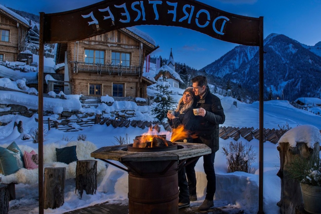 Feriendorf im Skigebiet 16 luxus chalet fuer zwei oesterreich 1248x867