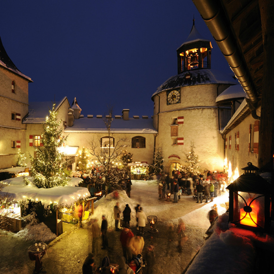 Chalet am Weihnachtsmarkt in Salzburg