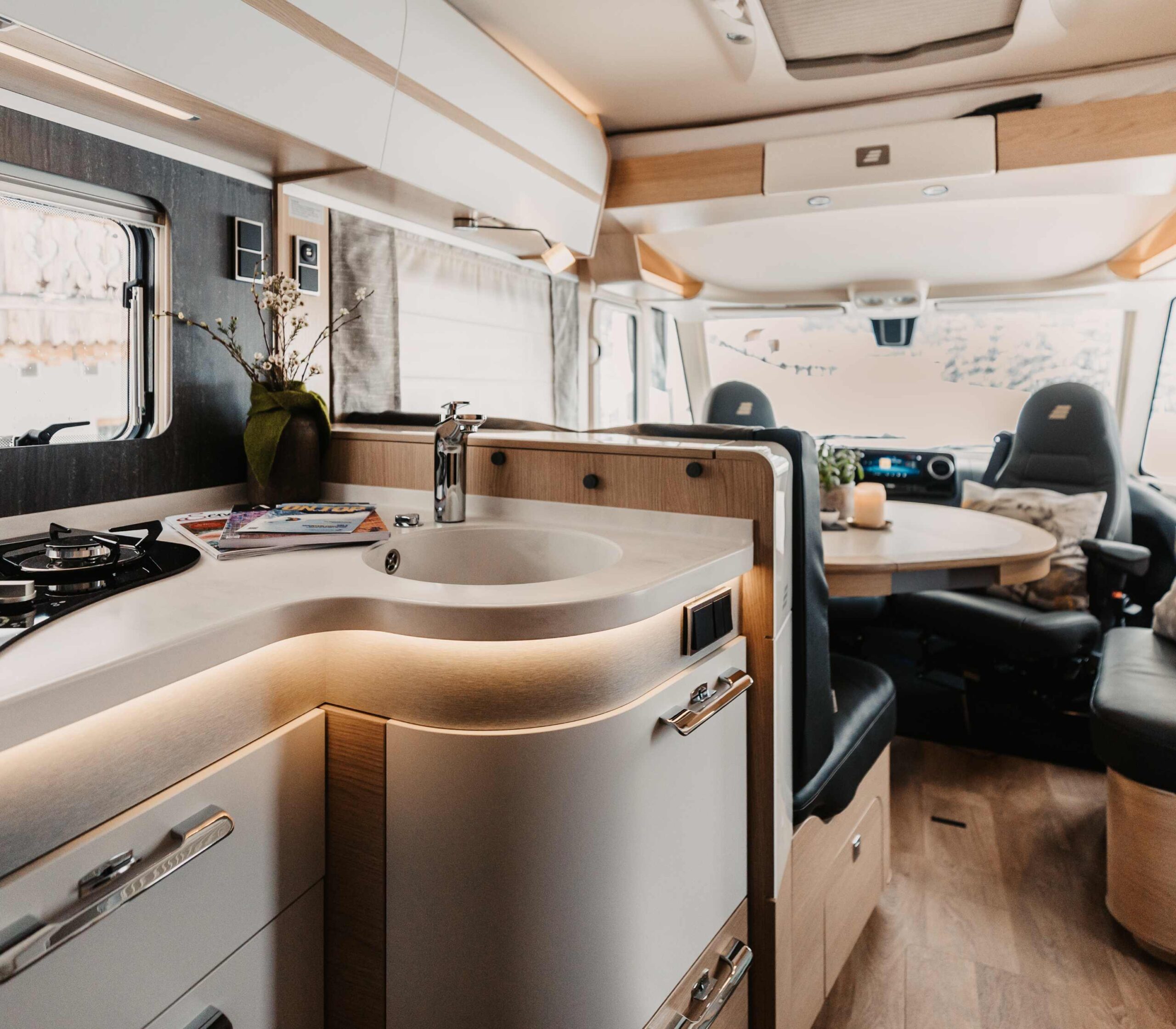 Wohnmobil Luxus Camping in Österreich im Chaletdorf BERGHERZ