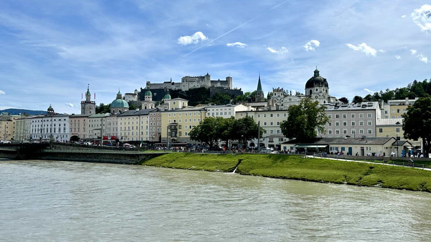 Salzburg Stadt im Sommer - zahlreiche Attraktionen mit der SalzburgerLand Card