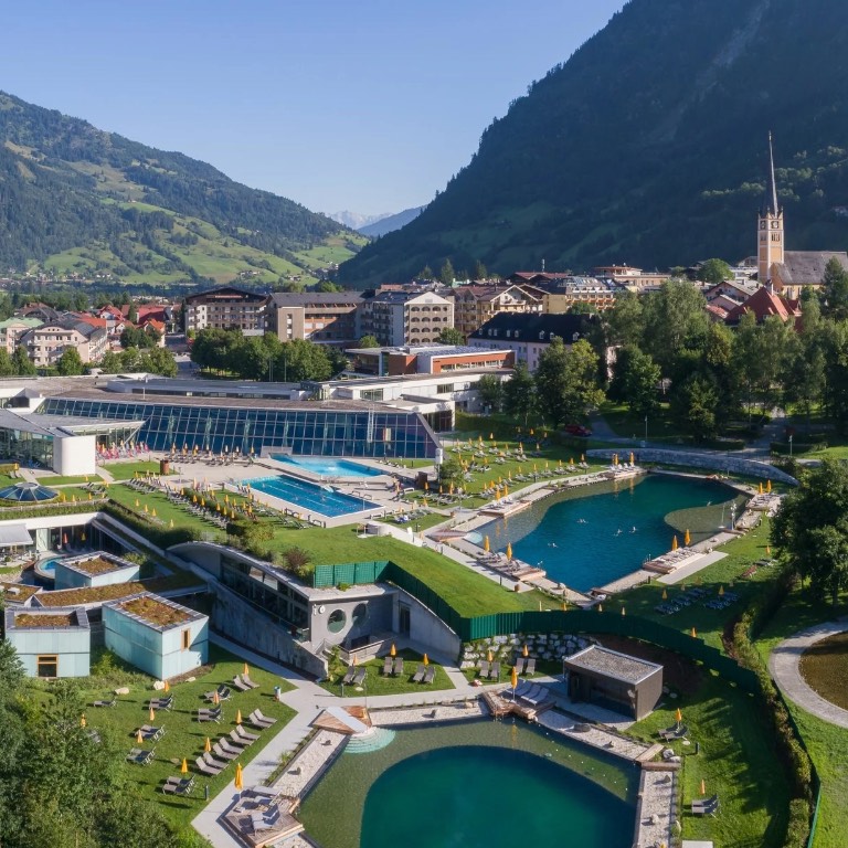 Alpentherme Gastein im Sommer - die schönste Therme im Salzburger Land in Österreich