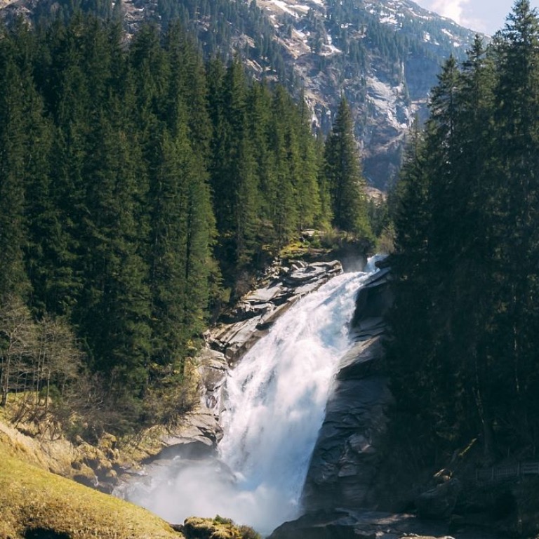 Krimmler Wasserfälle im Nationalpark Hohe Tauern - Höchste Wasserfälle in Österreich - Fallhöhe von 385 m